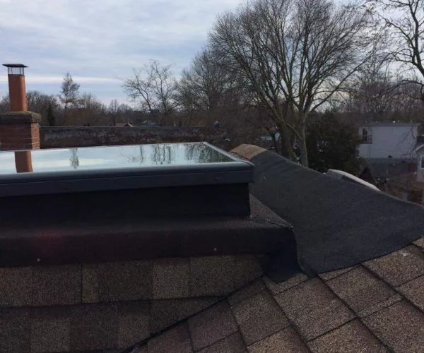 Universal-Roofs-Skylight-Installation-and-Repairs-22-p53bf8erlwtine84ztqvssw3vxxh4u2pctj8uklhu0